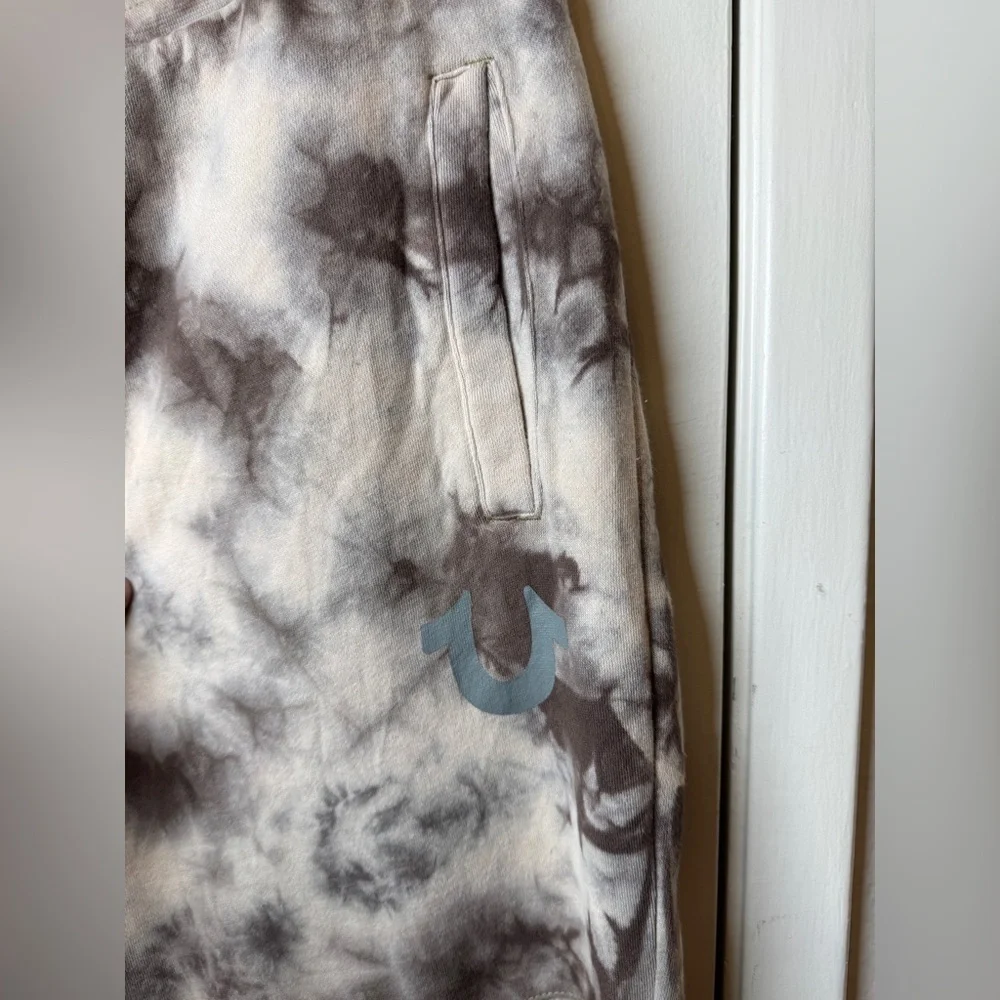 NWT True Religion Men’s Gilden Beige White Cream Tie Dye Jogger Pants Size XL